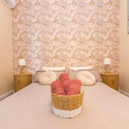 The Pearl Downtown Apartment Sofia