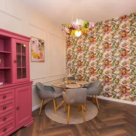 The Pearl Downtown Daire *